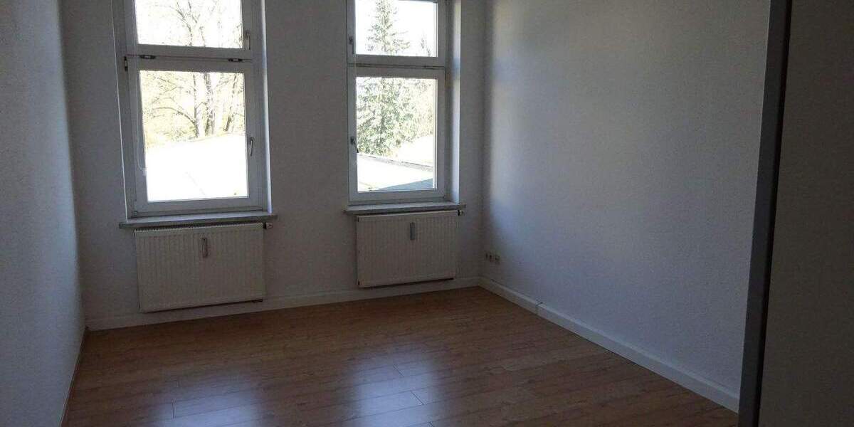 Etagenwohnung Treuen - 2 Zimmer, 61 m&sup2;, 385&euro; | Angebot:25985415