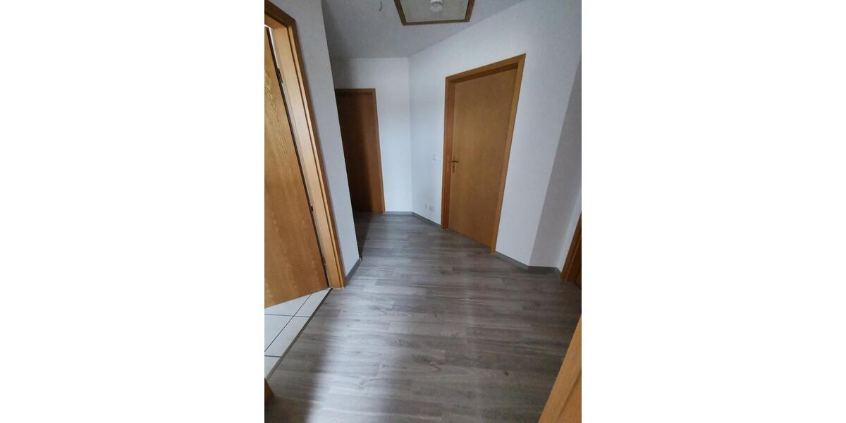 Dachgeschoßwohnung Rathenow - 3 Zimmer, 61 m&sup2;, 470&euro; | Angebot:25102799
