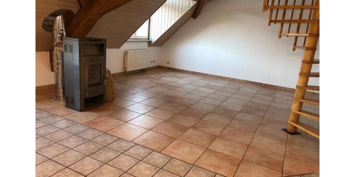 Dachgeschoßwohnung Waldshut-Tiengen Tiengen - 4 Zimmer, 110 m&sup2;, 800&euro; | Angebot:26364851