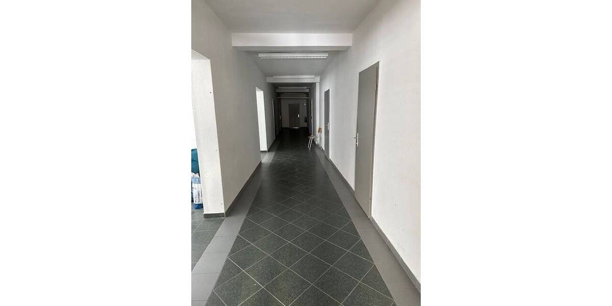 Gewerbeobjekt Malchin Am Strauchwerder - 8 Zimmer, 260 m&sup2;, 780&euro; | Angebot:25734836