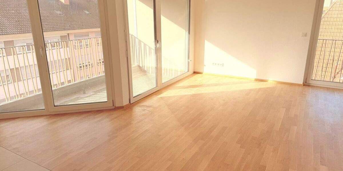 Etagenwohnung Singen Nordstadt - 3 Zimmer, 90 m&sup2;, 1.325&euro; | Angebot:24722862