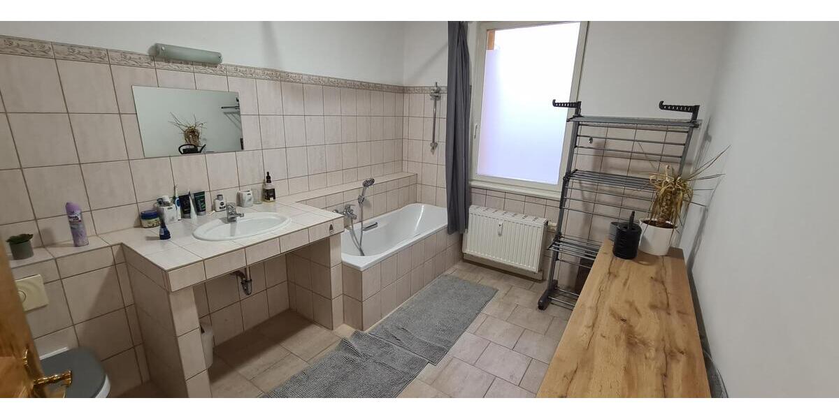 ruhig gelegene und sonnige 2-Zimmer-Wohnung nahe UNI und Fachhochschule - Etagenwohnung Jena Burgau | Angebot:26009995