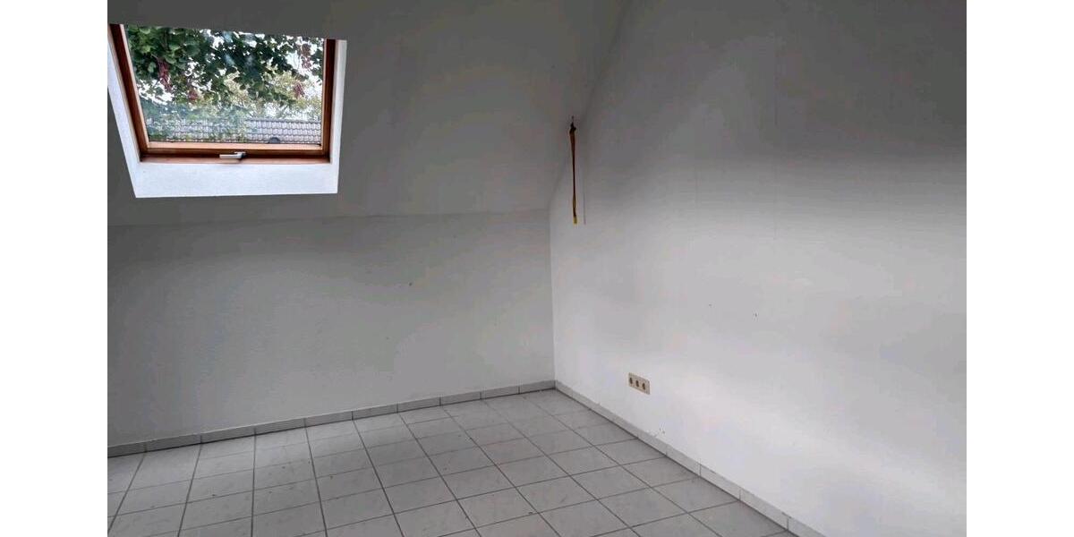 Dachgeschoßwohnung Kefenrod - 1 Zimmer, 36 m&sup2;, 350&euro; | Angebot:26102426