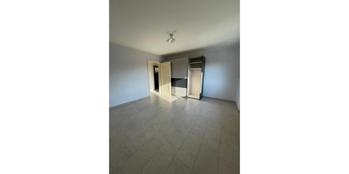 Etagenwohnung Münsingen - 3 Zimmer, 95 m&sup2;, 1.200&euro; | Angebot:26025537