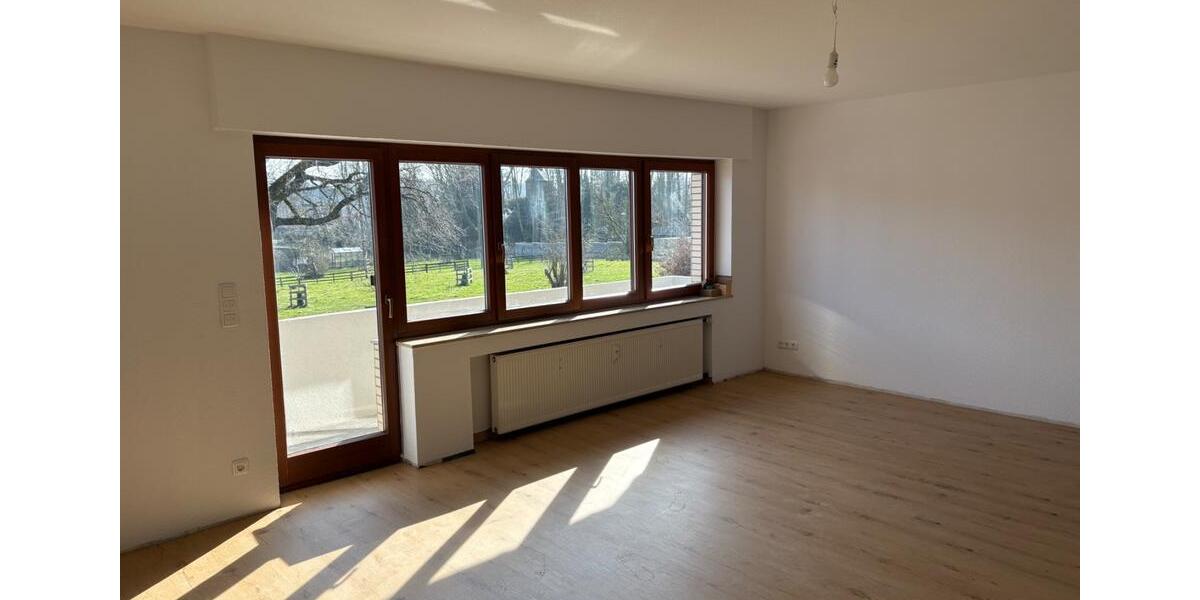 Etagenwohnung Eschweiler - 4 Zimmer, 107 m&sup2;, 900&euro; | Angebot:24830787