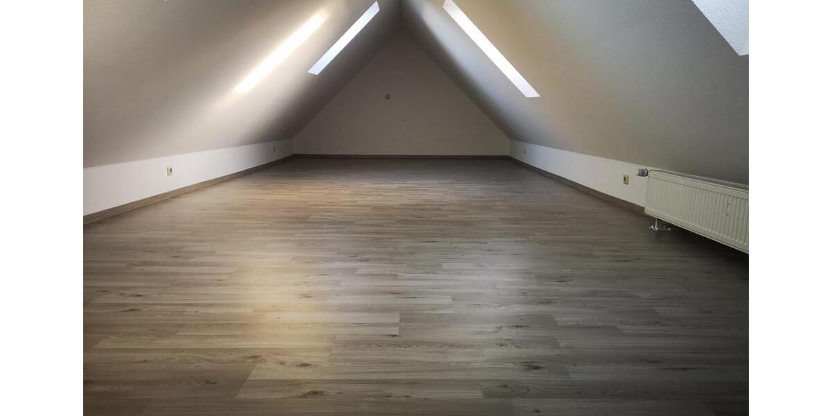 Maisonettenwohnung Duisburg Rheinhausen - 4 Zimmer, 124 m&sup2;, 1.300&euro; | Angebot:24652210