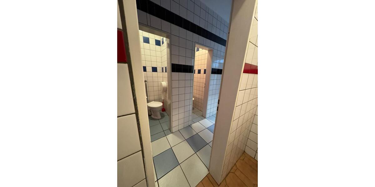 Wohnen auf Zeit Schafstedt - 8 Zimmer, 15 m&sup2;, 15&euro; | Angebot:24072069