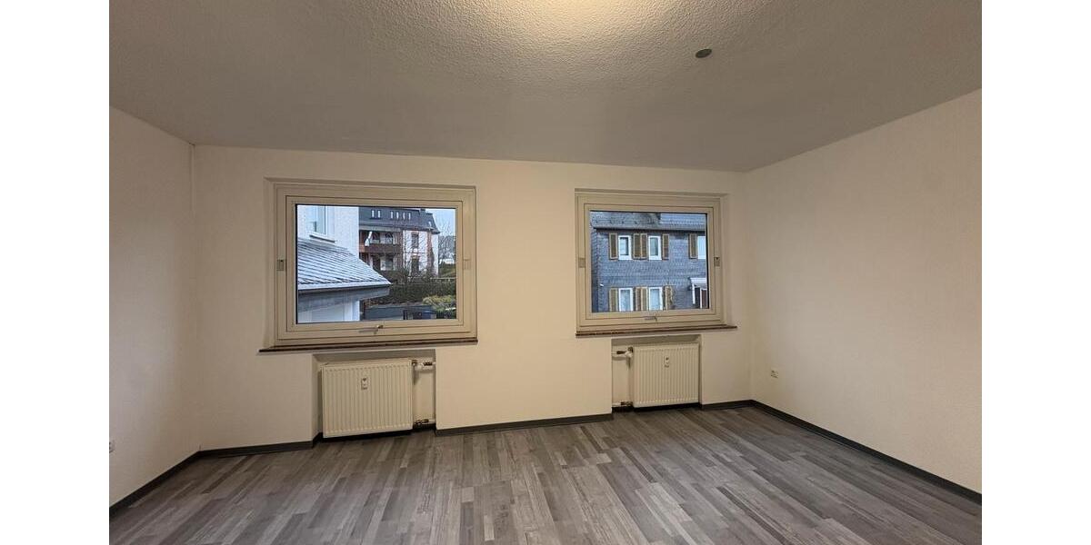 Etagenwohnung Ehringshausen - 1 Zimmer, 70 m&sup2;, 750&euro; | Angebot:24572181