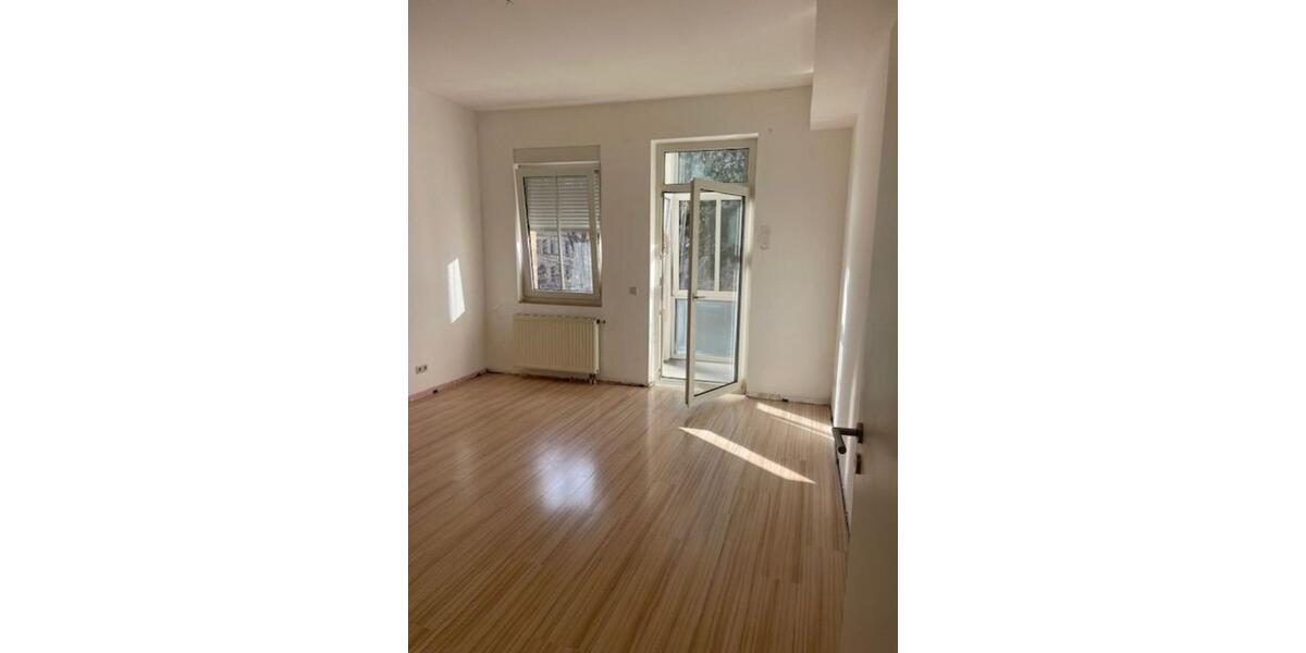 Etagenwohnung Fürth Altstadt - 4 Zimmer, 104 m&sup2;, 1.350&euro; | Angebot:25304942