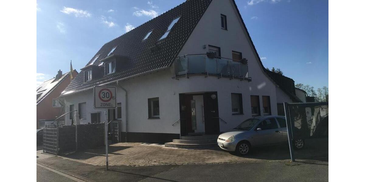 Renovierte Apartment Wohnung in Do-Deusen mit Vorhof 1 zimmer