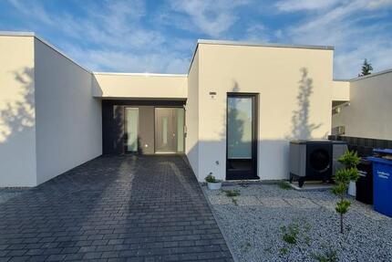 Reihenmittelbungalow zum 01.02.2026 in Meinersen zimmer