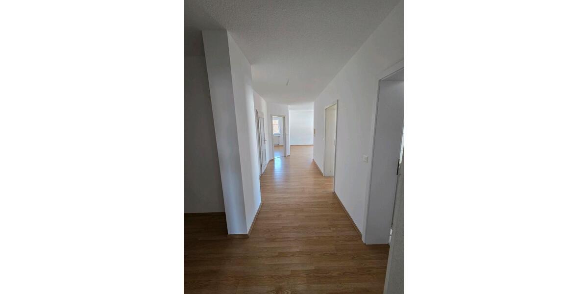 Etagenwohnung Untergriesbach - 3 Zimmer, 88 m&sup2;, 1.000&euro; | Angebot:26633307