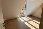 Dachgeschoßwohnung Bad Bocklet - 3 Zimmer, 130 m&sup2;, 1.170&euro; | Angebot:26459668