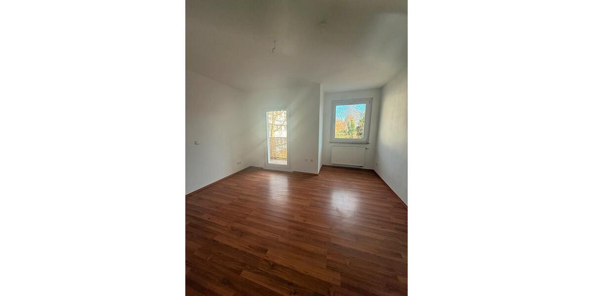 Gepflegte 3 Zimmer Wohnung mit Balkon in bester Lage Langen 3 zimmer