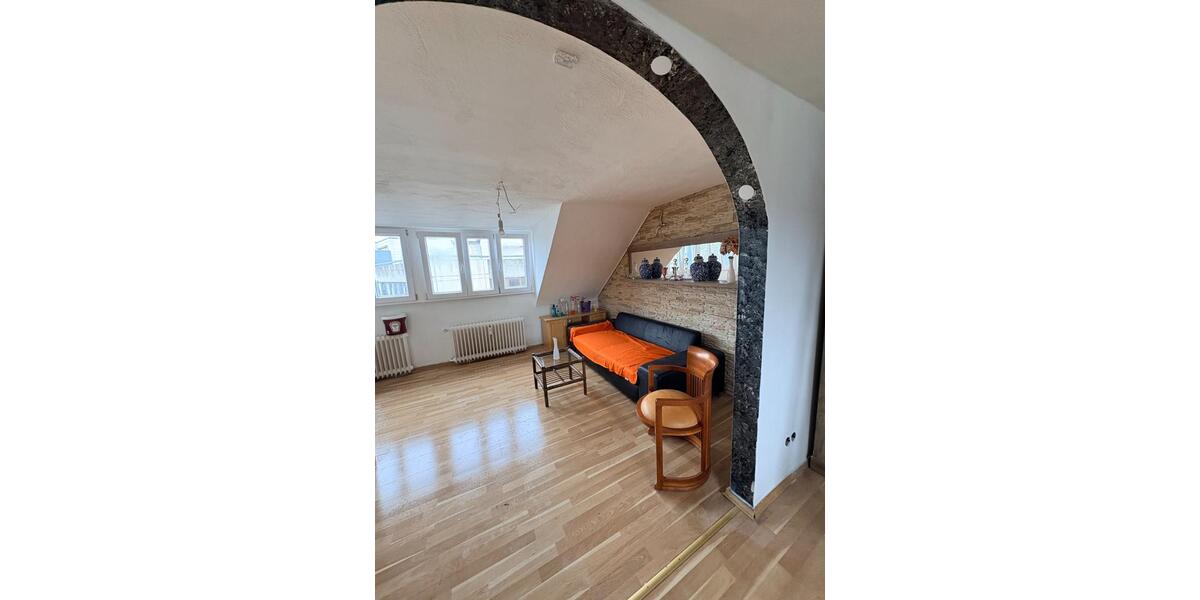 Dachgeschoßwohnung Mönchengladbach Süd - 1 Zimmer, 43 m&sup2;, 480&euro; | Angebot:25918403