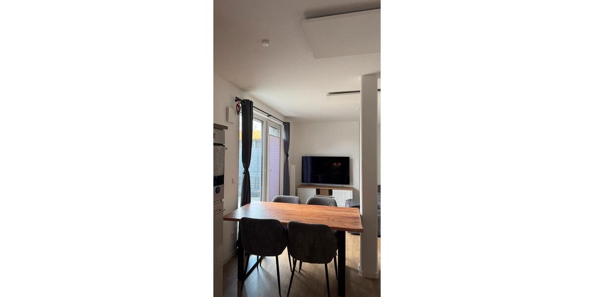 Erdgeschoßwohnung Neubrandenburg - 2 Zimmer, 64 m&sup2;, 886&euro; | Angebot:25645922