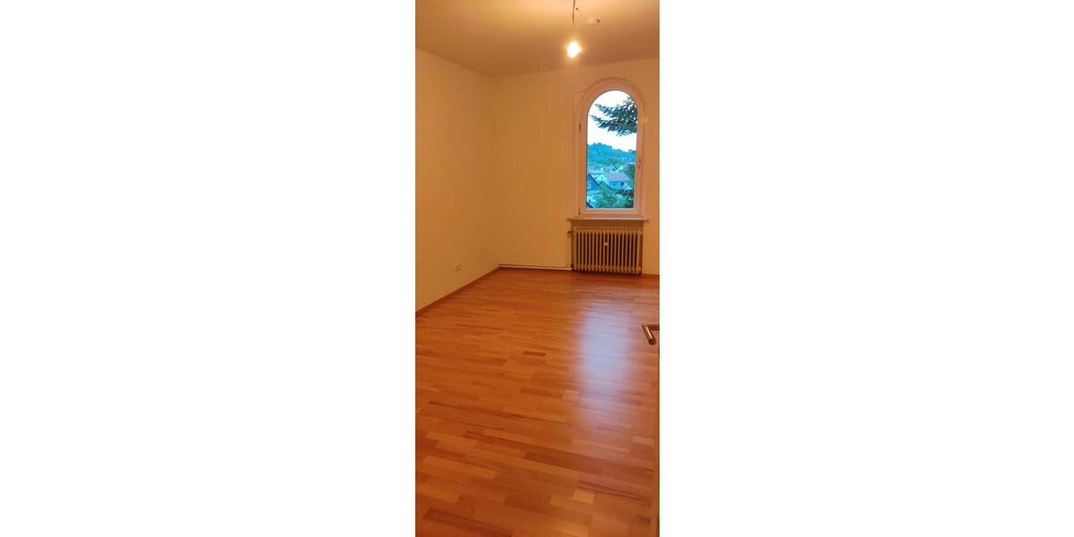 Dachgeschoßwohnung Reichelsheim (Odenwald) - 3 Zimmer, 86 m&sup2;, 720&euro; | Angebot:26577794
