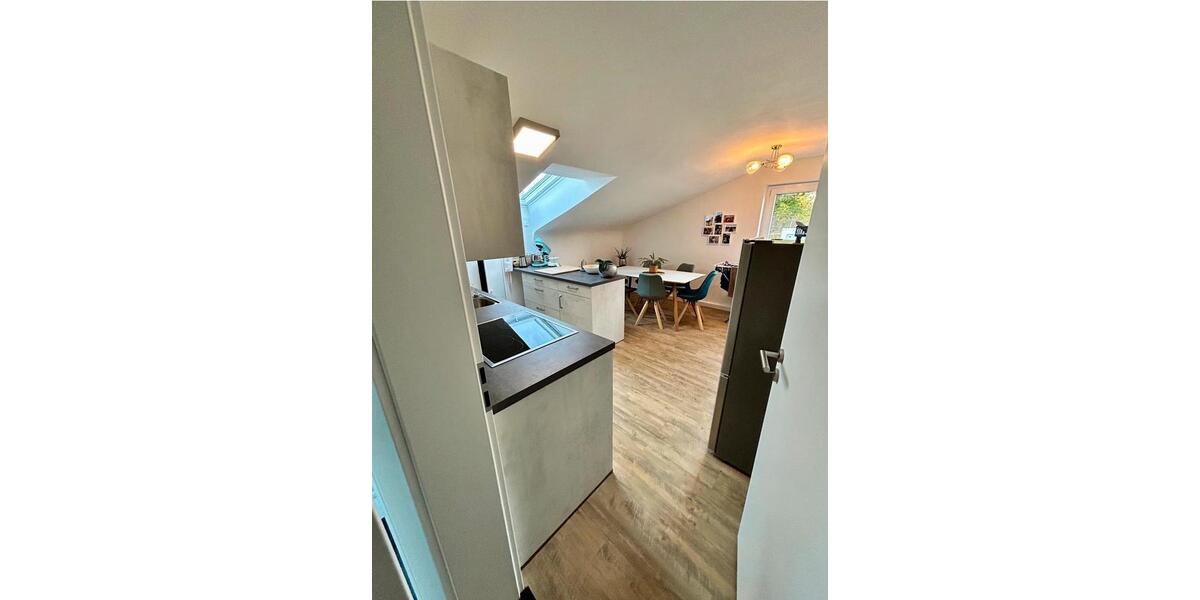 Dachgeschoßwohnung Schweinfurt Haardt - 3 Zimmer, 70 m&sup2;, 800&euro; | Angebot:26237277