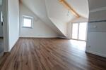 Dachgeschoßwohnung Burghausen - 3 Zimmer, 55 m&sup2;, 825&euro; | Angebot:26221403