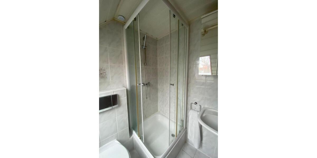 Dachgeschoßwohnung Schönebeck (Elbe) - 1 Zimmer, 28 m&sup2;, 180&euro; | Angebot:25023251