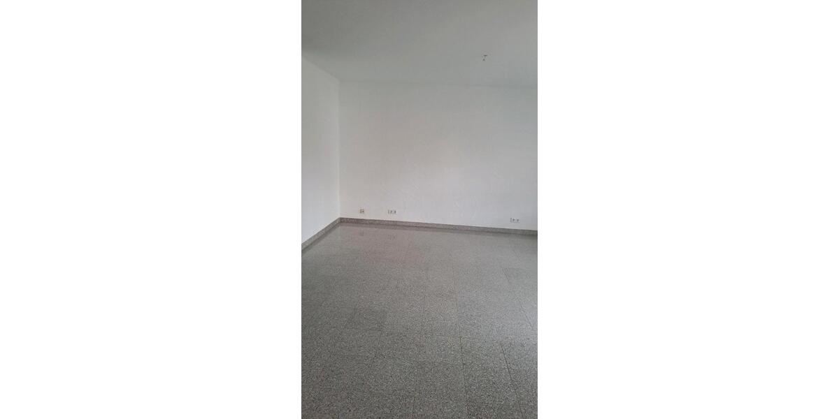 Erdgeschoßwohnung Losheim am See - 2 Zimmer, 65 m&sup2;, 650&euro; | Angebot:26439825