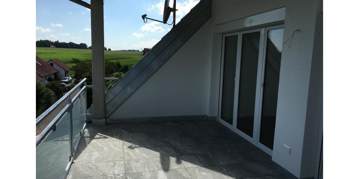 Dachgeschoßwohnung Dürrlauingen - 7 Zimmer, 175 m&sup2;, 1.300&euro; | Angebot:25509717