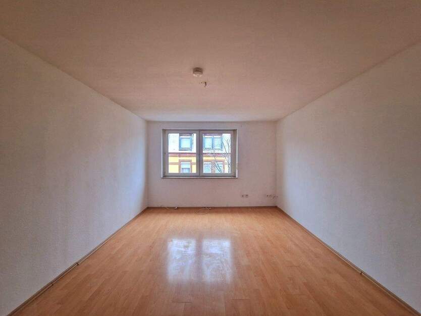 Ruhige Lage, schöne 2 Zimmer Wohnung mit Balkon im Niebelungenviertel 2 zimmer