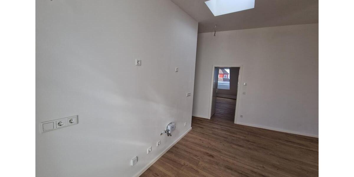 Dachgeschoßwohnung Berlin Mitte - 3 Zimmer, 89 m&sup2;, 1.639&euro; | Angebot:23397972