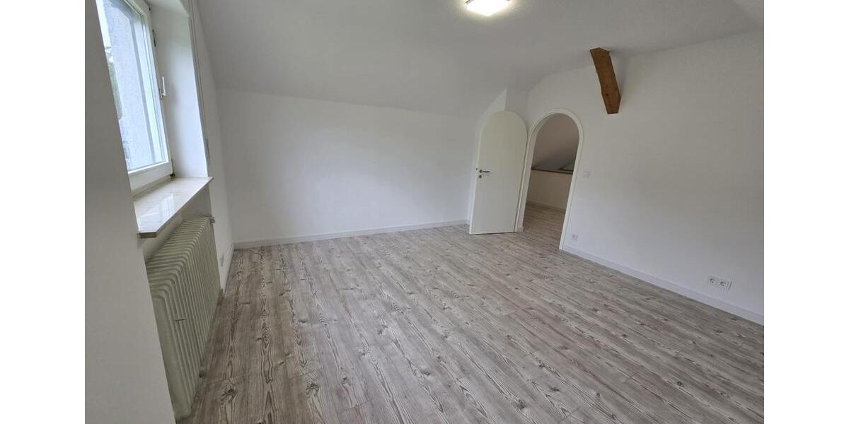 Erdgeschoßwohnung Niederwörresbach - 5 Zimmer, 128 m&sup2;, 890&euro; | Angebot:25963051
