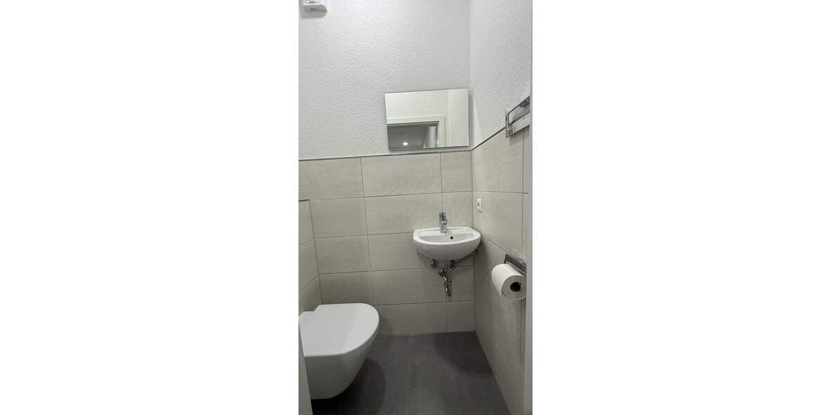 Etagenwohnung Andernach-Namedy Namedy - 5 Zimmer, 116 m&sup2;, 1.650&euro; | Angebot:25831639