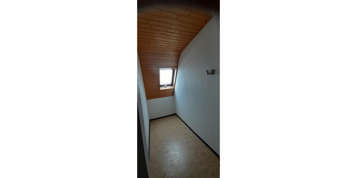 Dachgeschoßwohnung Allersberg Eismannsdorf - 2 Zimmer, 65 m&sup2;, 450&euro; | Angebot:24889009