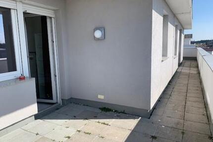 Haus Bad Dürrheim - 3 Zimmer, 91 m&sup2;, 1.260&euro; | Angebot:24981176