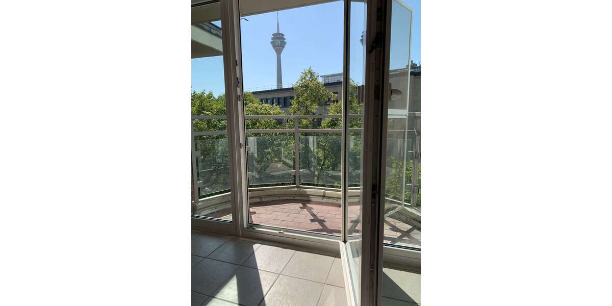 Etagenwohnung Düsseldorf Carlstadt - 3 Zimmer, 80 m&sup2;, 1.535&euro; | Angebot:26971553