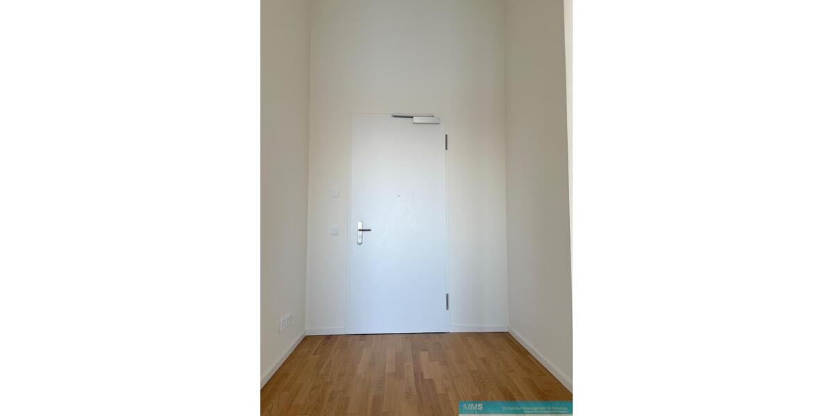 Dachgeschoßwohnung Berlin Treptow-Köpenick - 4 Zimmer, 123 m&sup2;, 2.300&euro; | Angebot:25418974