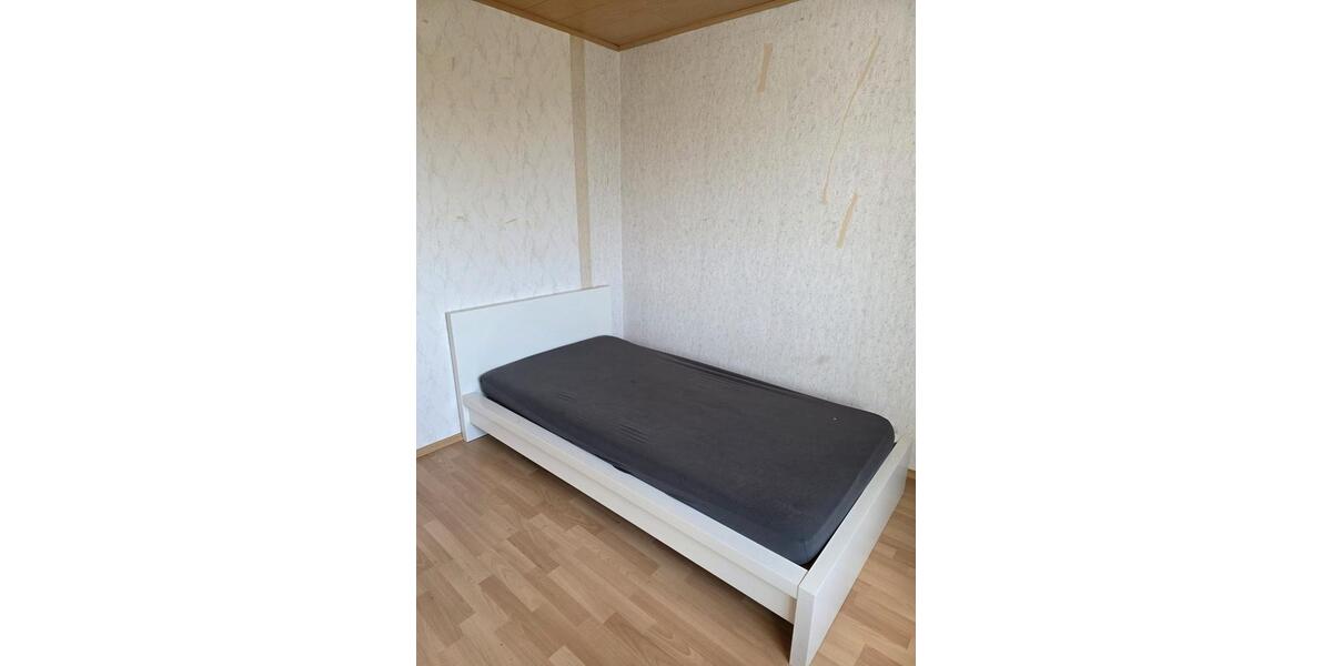 Wohnen auf Zeit Lampertheim - 4 Zimmer, 104 m&sup2;, 545&euro; | Angebot:26065157