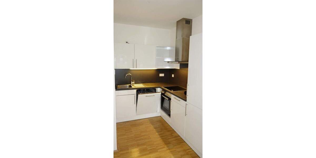 Etagenwohnung Mönchengladbach Stadtmitte - 2 Zimmer, 53 m&sup2;, 714&euro; | Angebot:25052080
