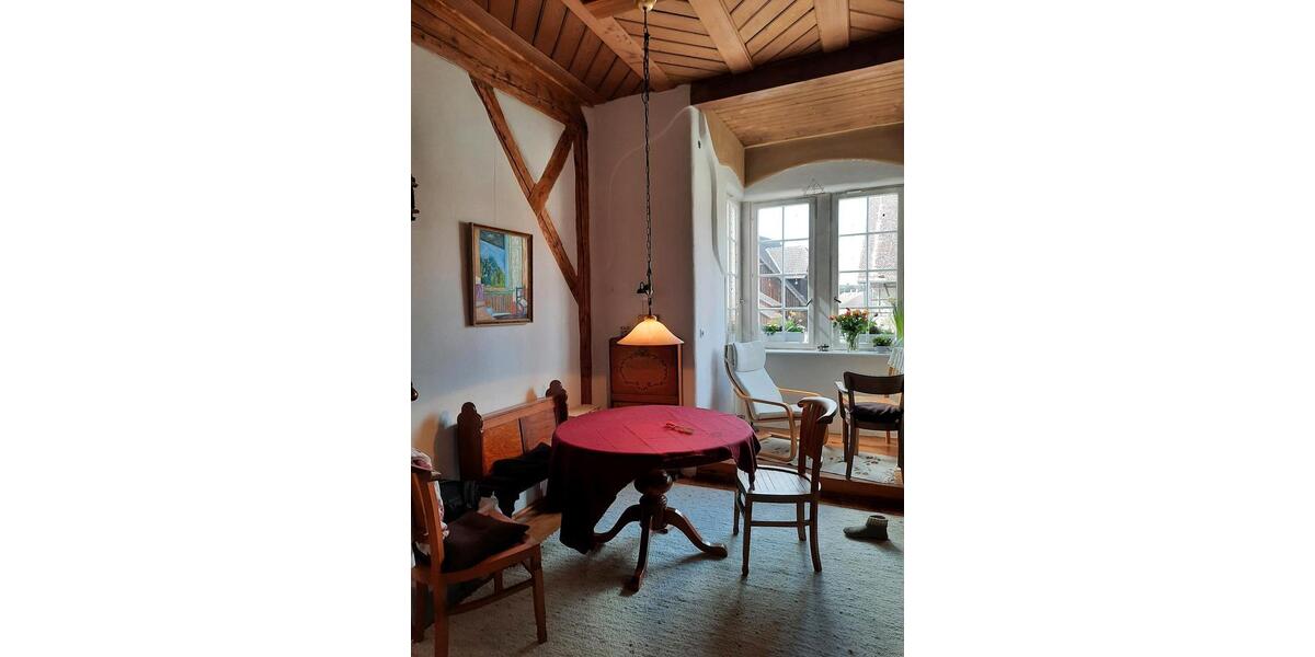 Etagenwohnung Ammerbuch - 3 Zimmer, 100 m&sup2;, 1.550&euro; | Angebot:23671884