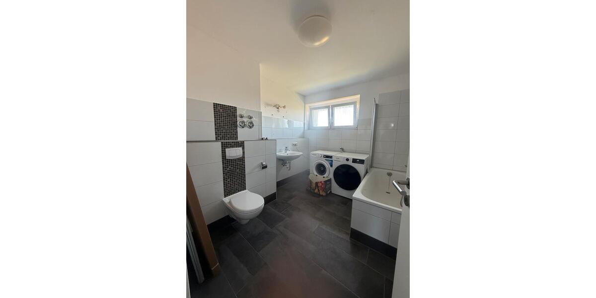 Etagenwohnung Nienburg (Weser) - 4 Zimmer, 90 m&sup2;, 1.000&euro; | Angebot:26340633
