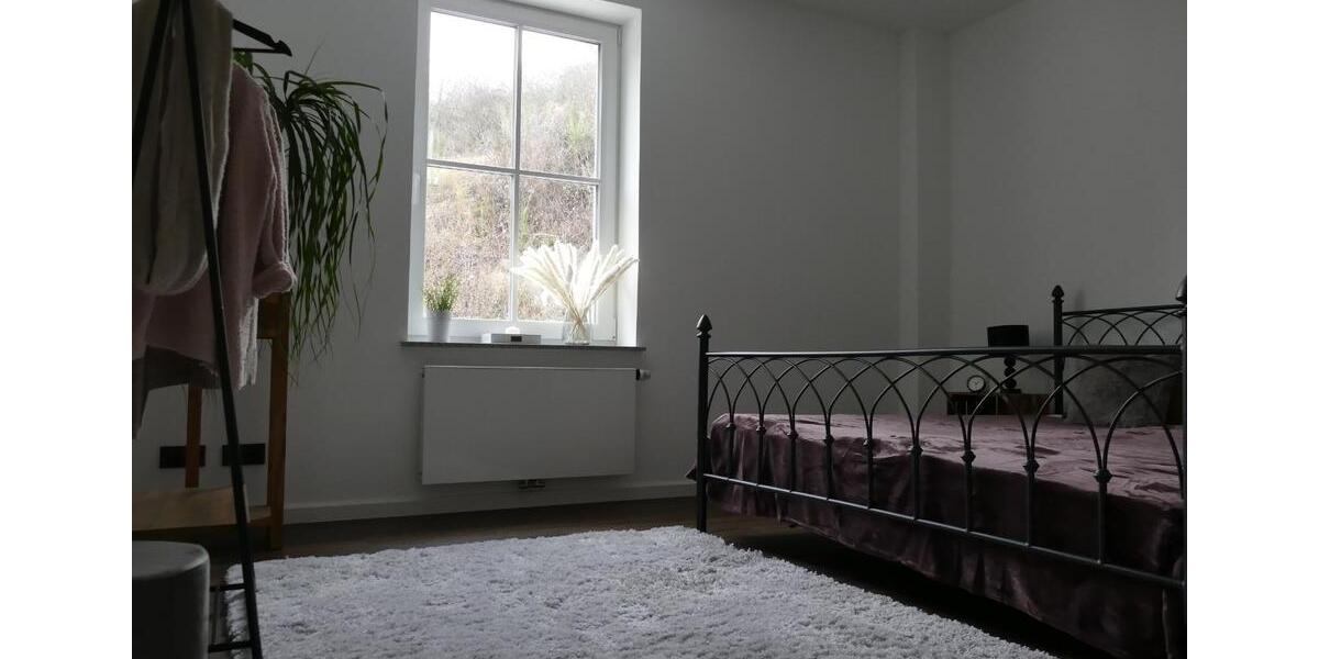 einmalige Terrassenwohnung mit Einbauküche ab 1.4.2026 2.5 zimmer