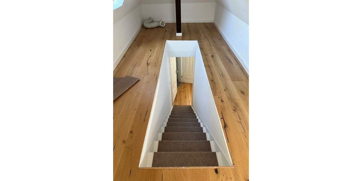 Einfamilienhaus Waiblingen / Beinstein Beinstein - 8 Zimmer, 233 m&sup2;, 2.680&euro; | Angebot:25340118