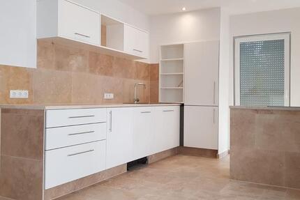 Doppelhaushälfte Wohnung 155qm Balkon Terrasse EBK WG 5 zimmer