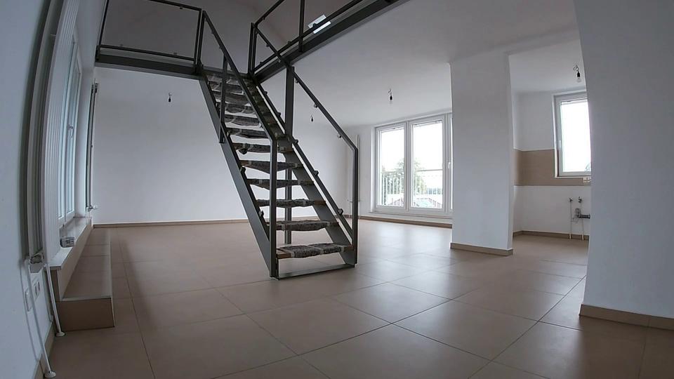 Dachgeschoßwohnung Werder (Havel) - 1 Zimmer, 85 m&sup2;, 1.150&euro; | Angebot:24769555