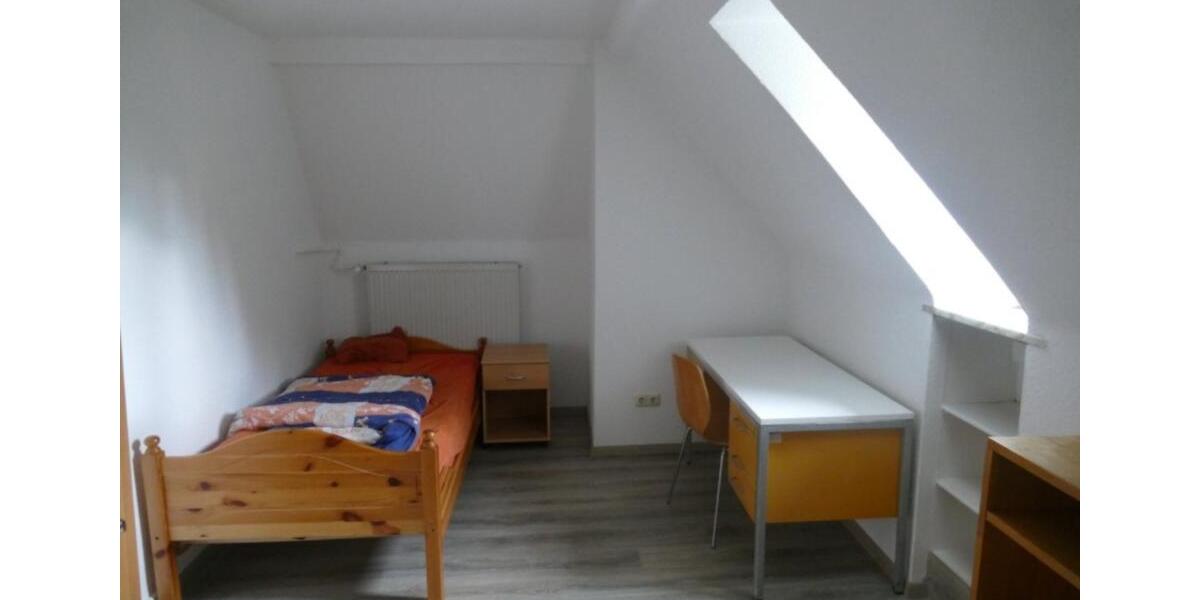 Wohnen auf Zeit Gießen Anneröder Siedlung - 2 Zimmer, 15 m&sup2;, 220&euro; | Angebot:22853974