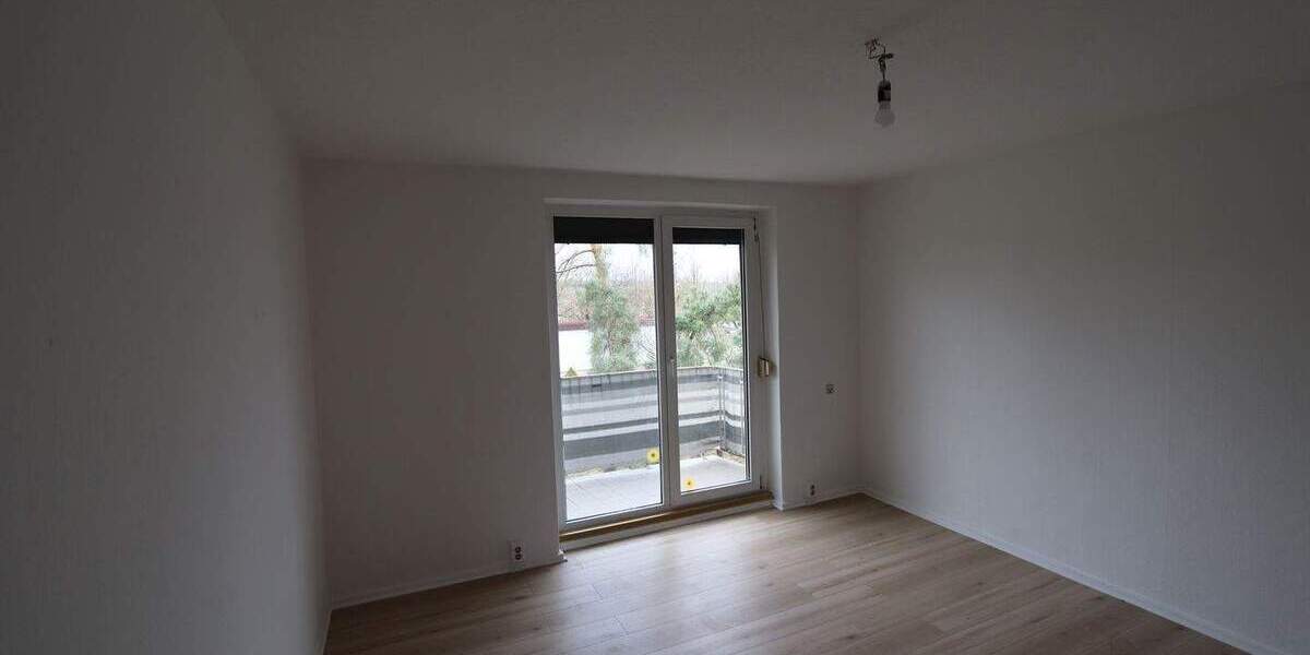 Etagenwohnung Seegebiet Mansfelder Land Röblingen am See - 2 Zimmer, 50 m&sup2;, 325&euro; | Angebot:25781130