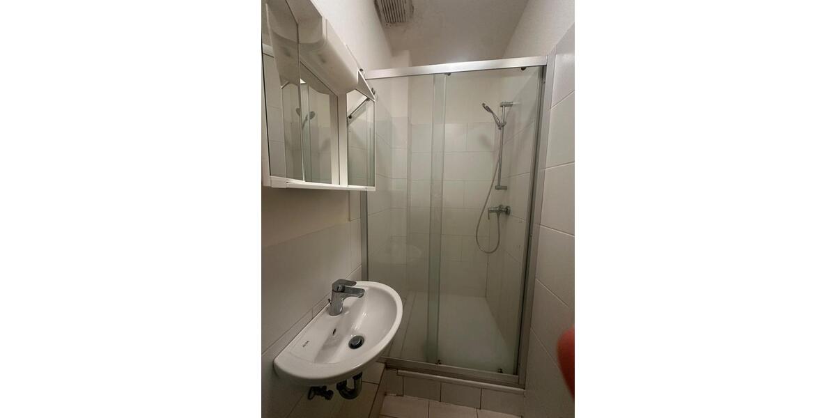 Etagenwohnung Hannover Vahrenwald-List - 1 Zimmer, 35 m&sup2;, 900&euro; | Angebot:24744692