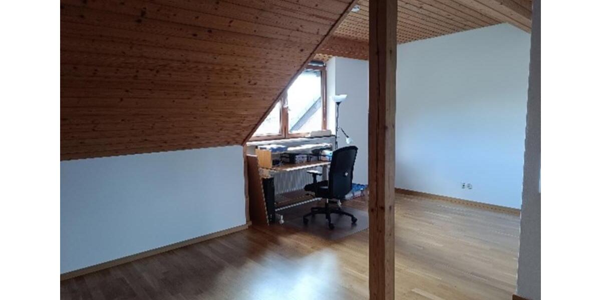 Etagenwohnung Gauting - 4 Zimmer, 130 m&sup2;, 1.900&euro; | Angebot:24976735