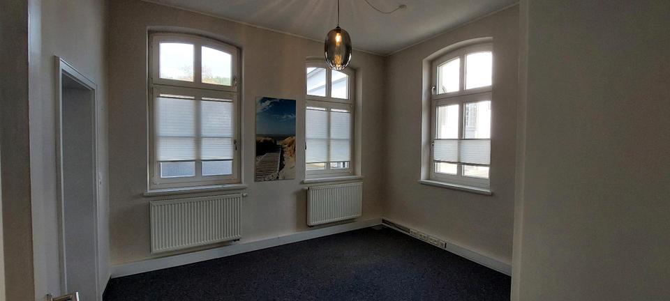 Gewerbeobjekt Marsberg - 250&euro; | Angebot:25258652