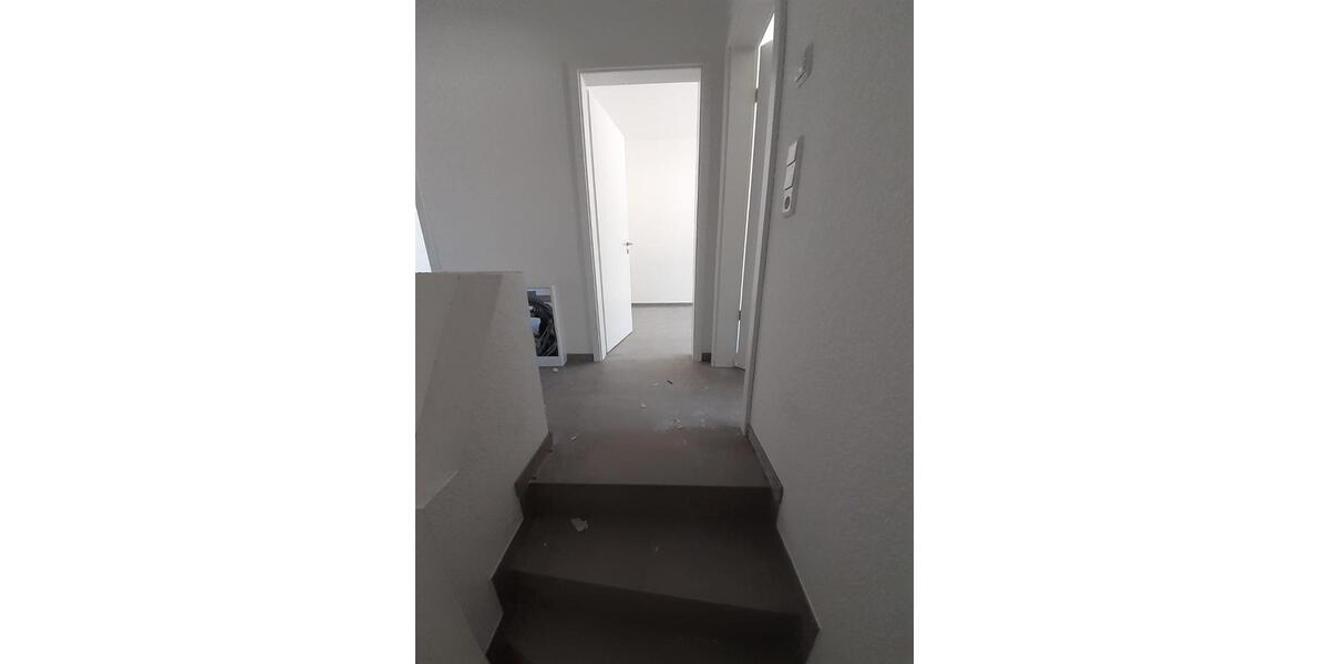 Etagenwohnung Steinfeld (Oldenburg) - 4 Zimmer, 100 m&sup2;, 1.420&euro; | Angebot:26379901