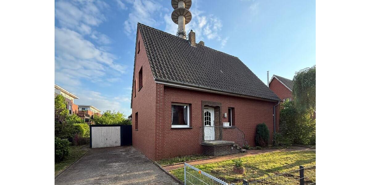 Einfamilienhaus Vechta - 7 Zimmer, 160 m&sup2;, 1.400&euro; | Angebot:26630991