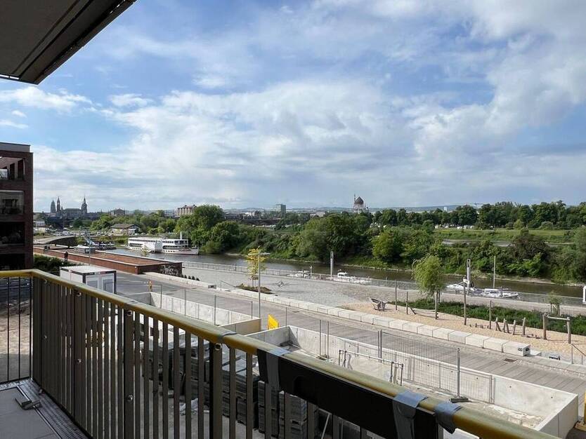 * unvergleichbarer Elbblick - moderne 4 Raumwohnung mit großer Loggia * 4 zimmer